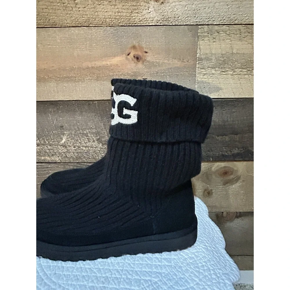 UGG Reverie Black Knit Logo Fold Over Boots 1105709 Womens Size 10